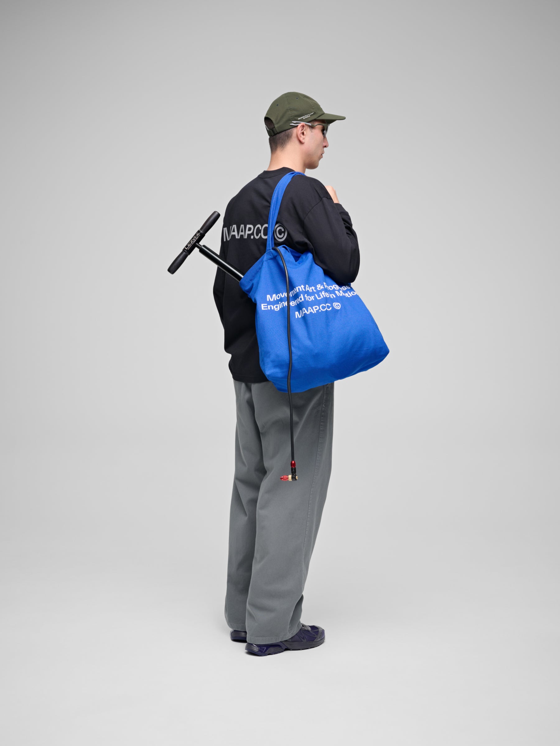 Essentials CC LS Tee