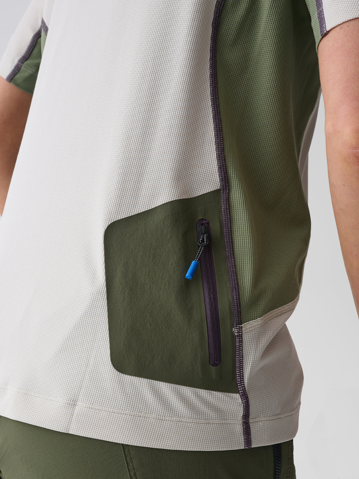 Women's Alt_Road™ Tech Tee