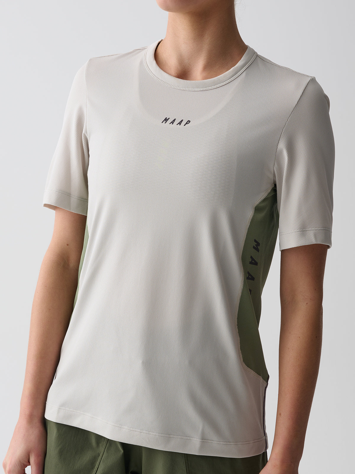 Women's Alt_Road™ Tech Tee