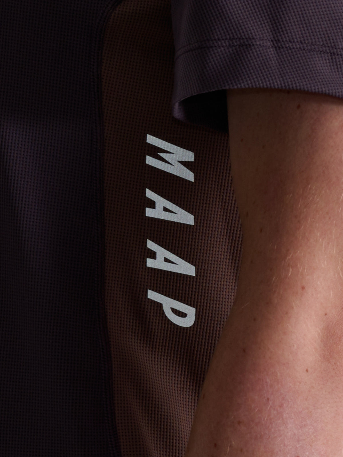 Women's Alt_Road™ Cropped Tee